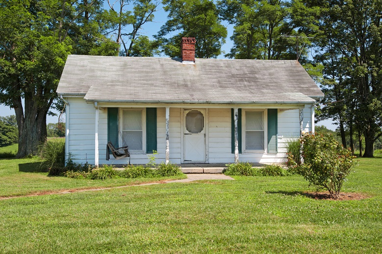 5 Questions to Ask Yourself Before Buying a Fixer Upper